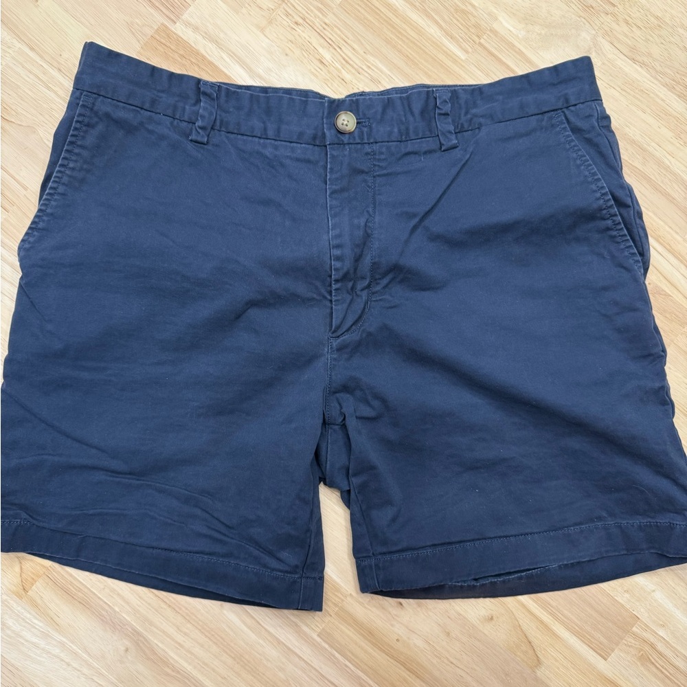 Vineyard Vines Navy Flat Front Shorts Casual Style 7”